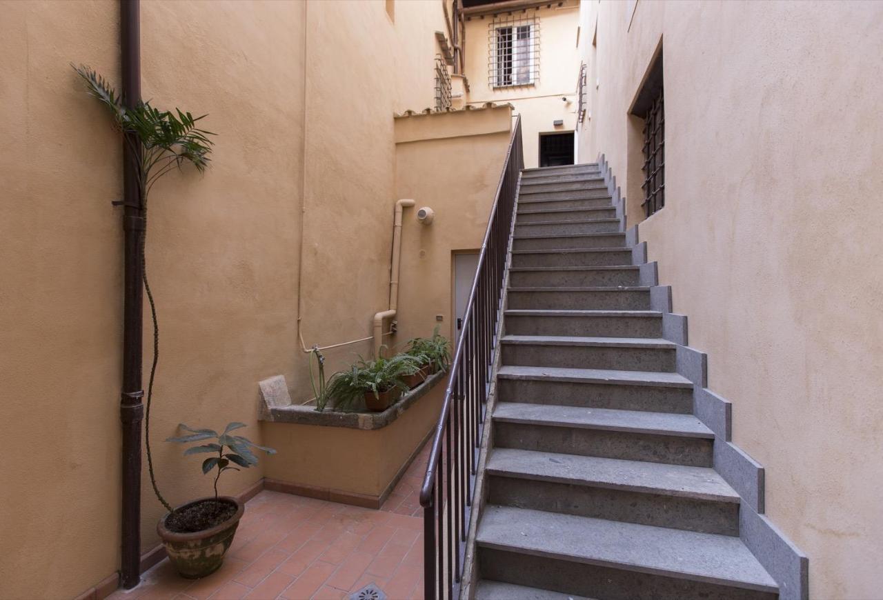 Cozy Apartment In Via Degli Spagnoli - Fromhometorome Roma Exterior foto